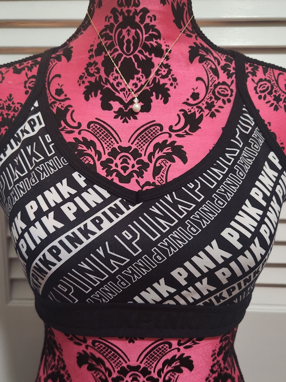 PINK Victoria's Secret Ultimate Sports Bra